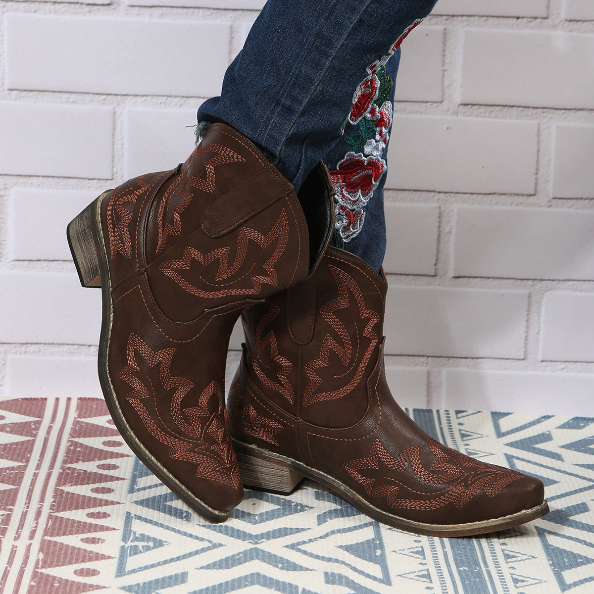 Kozaki damskie kowbojskie | Haft w stylu western
