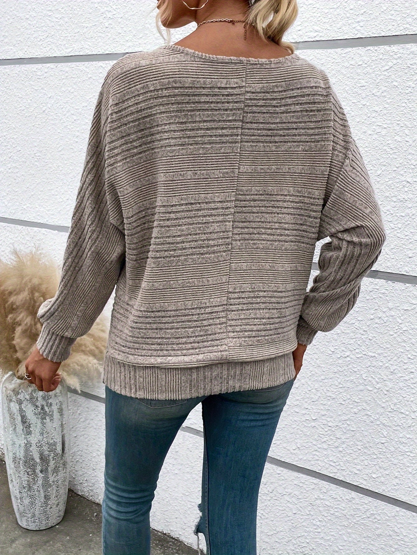 Sweter damska z rękawami typu batwing | Okrągły dekolt