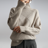 Damski sweter w diamentowy wzór | Casual