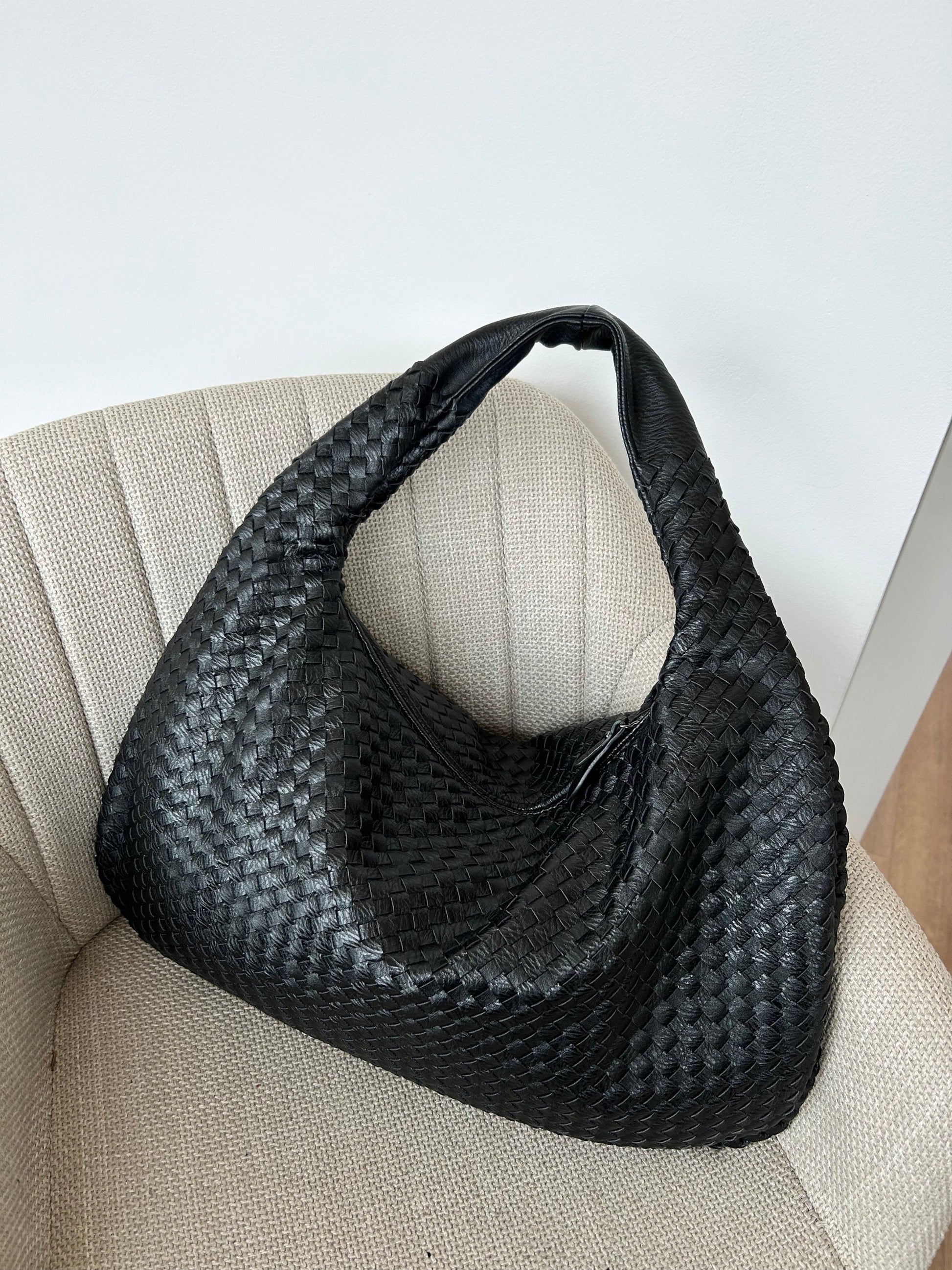Dámská pletená kabelka hobo | Velká