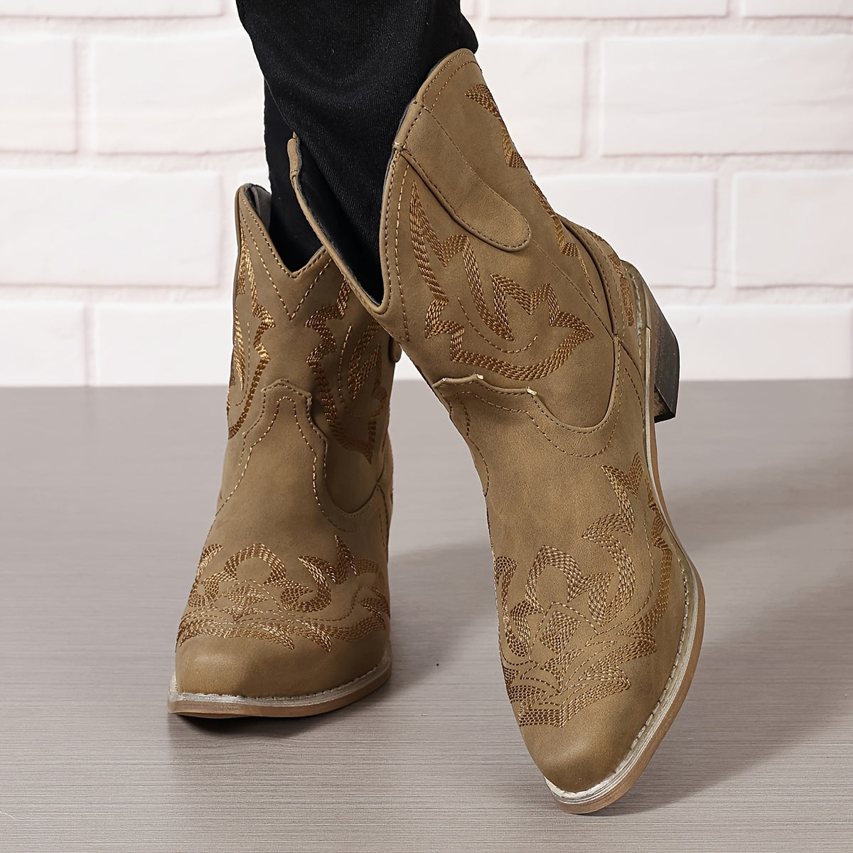 Kozaki damskie kowbojskie | Haft w stylu western