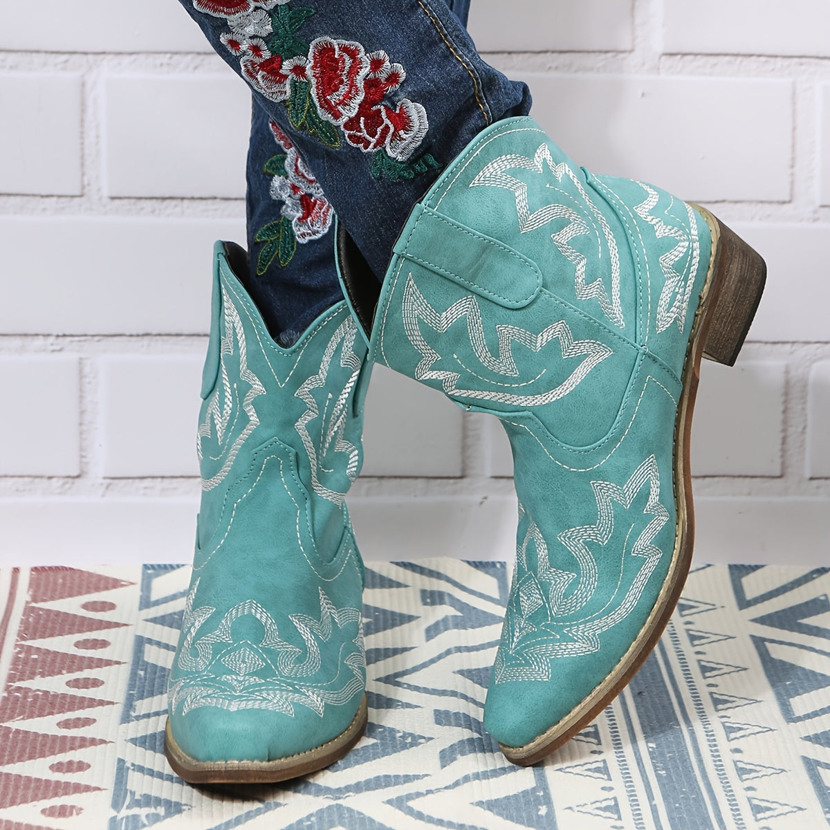 Kozaki damskie kowbojskie | Haft w stylu western