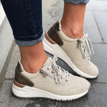Earth tone