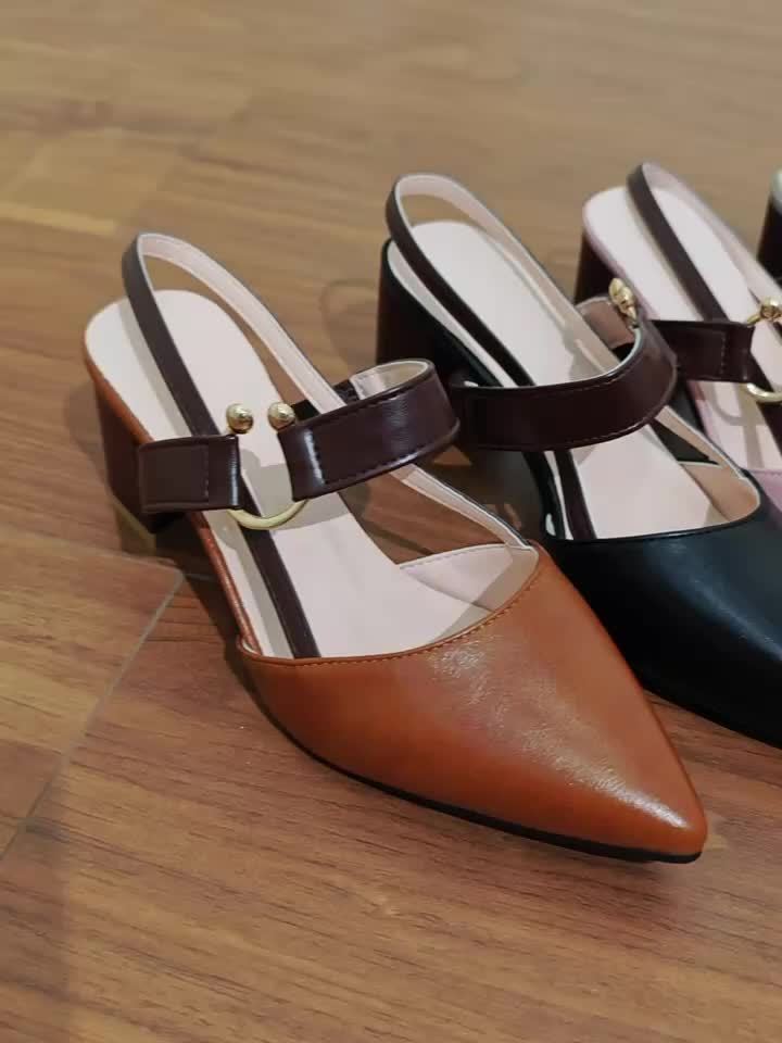 Buty damska na słupku | Szpiczasty nosek ze slingbackiem