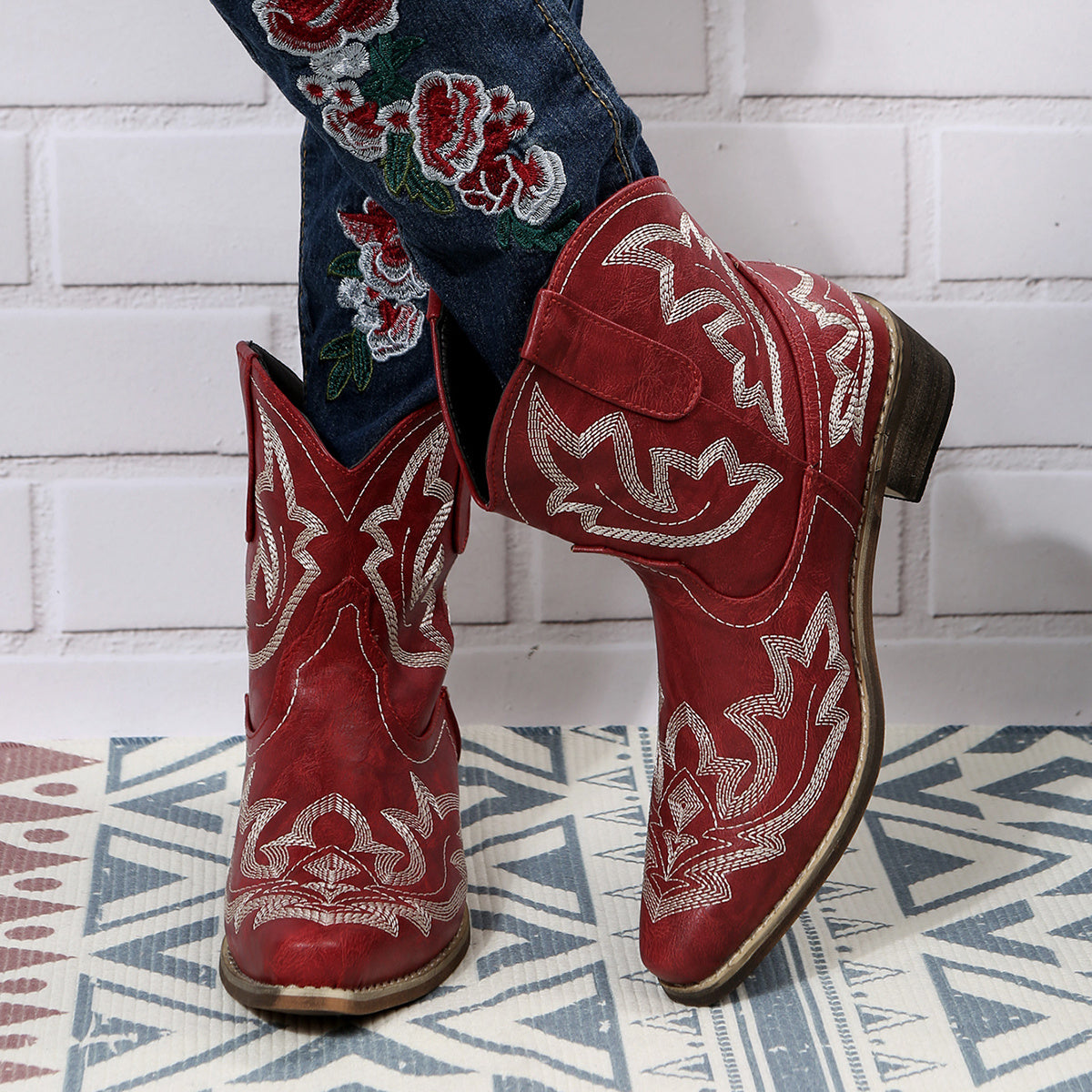 Kozaki damskie kowbojskie | Haft w stylu western